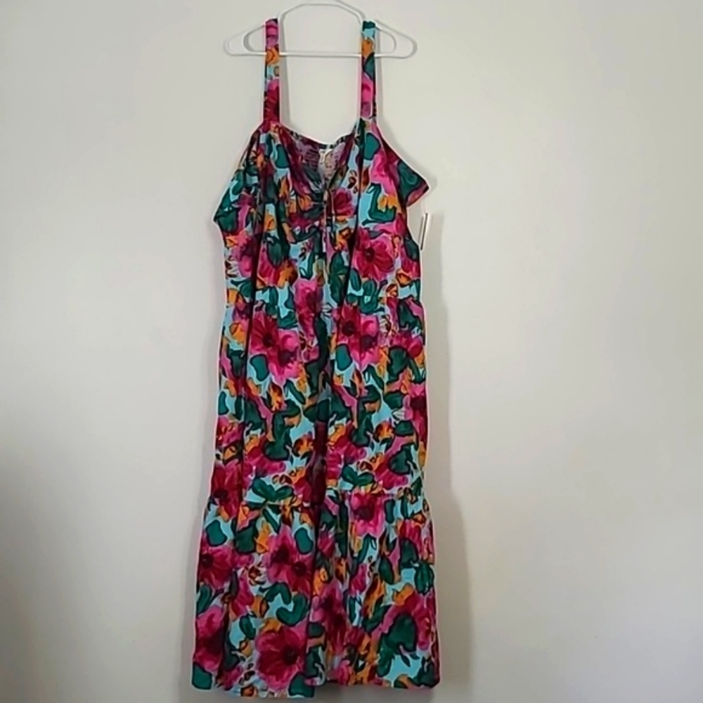 Floral Sleeveless Maxi Dress